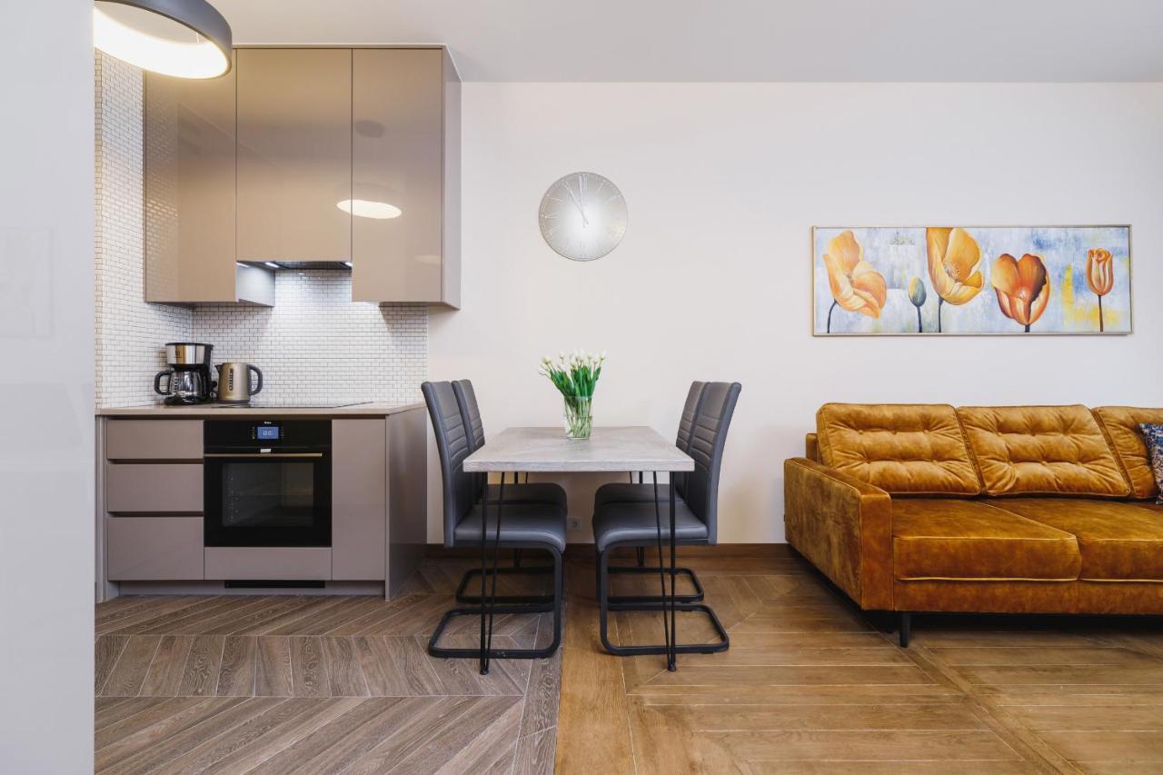 Apartments Go Rakowicka By Noclegi Renters クラクフ エクステリア 写真
